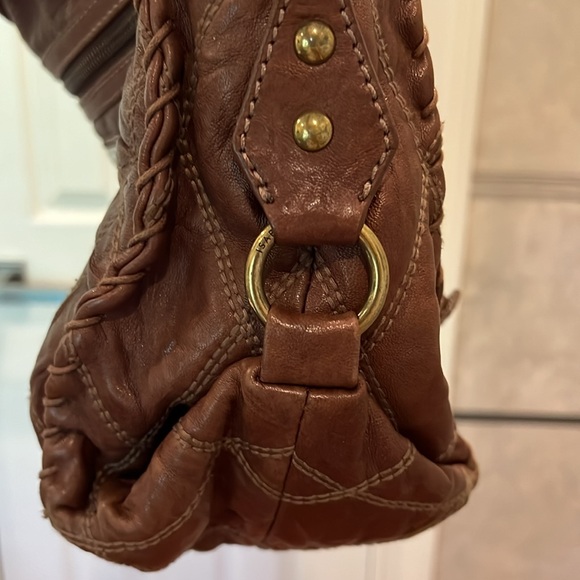 Isabella Fiore chocolate brown hobo handbag - Picture 12 of 13
